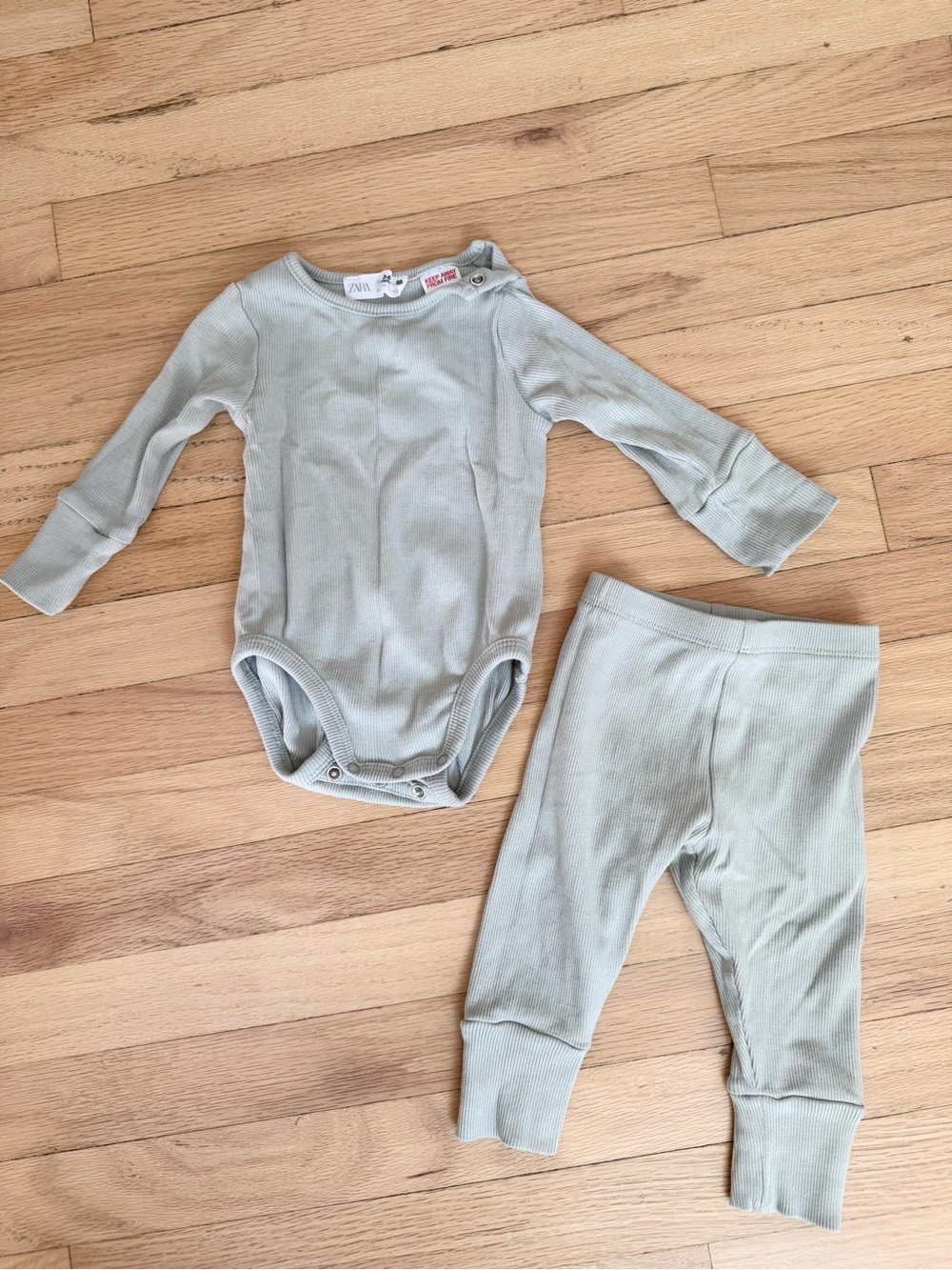 ZARA Kids Sage Green Ribbed Long-Sleeve One-Piece & Pants Set